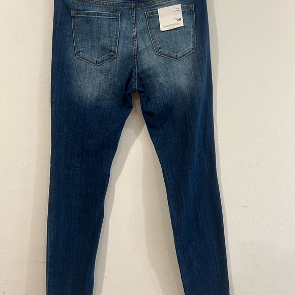Kancan Skinny Jeans NWT. SIZE 11 - Picture 2 of 8